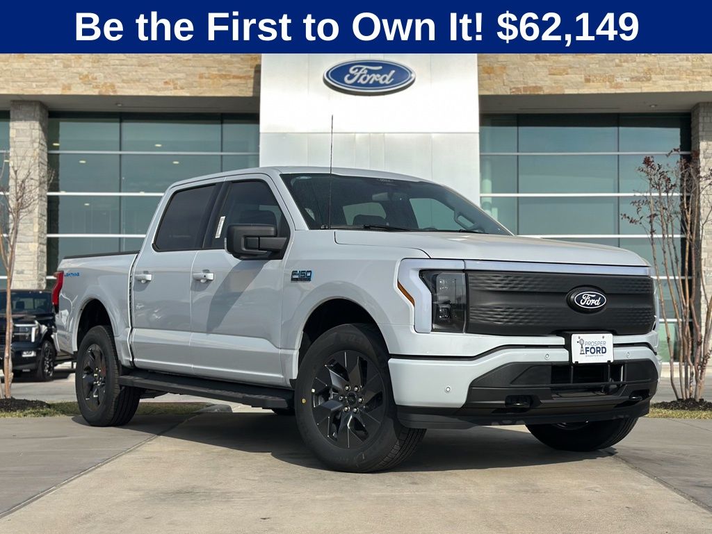 2025 Ford F-150 Lightning Flash's photo