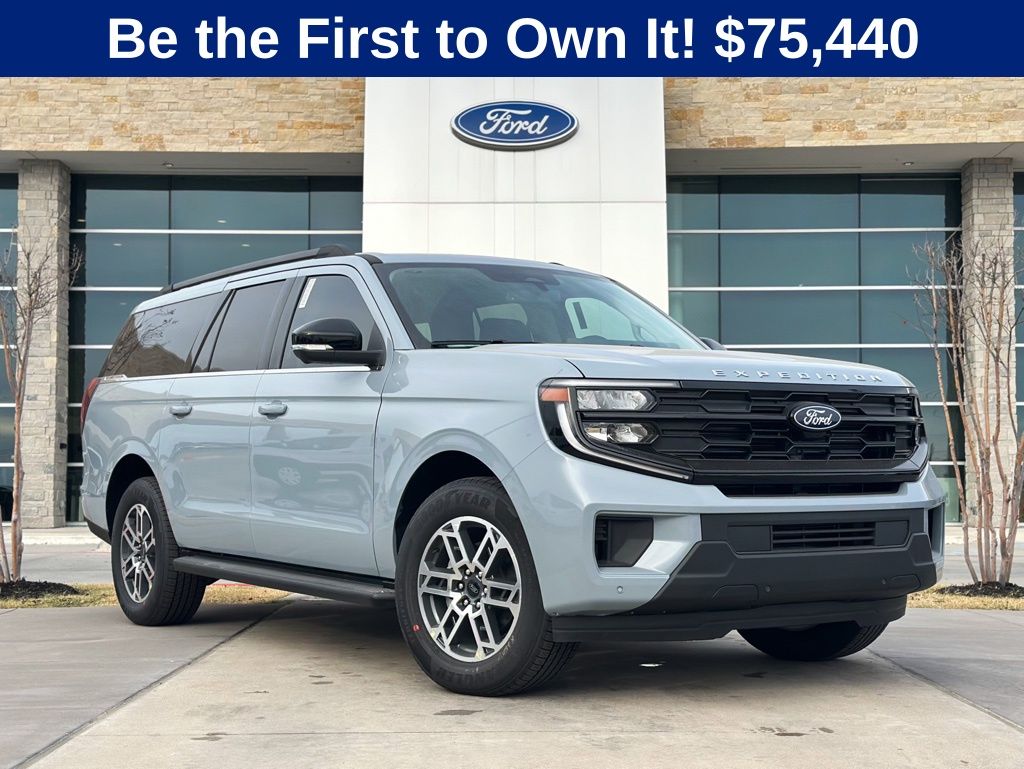 2026 Ford Expedition Active's photo