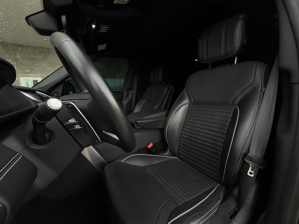 Used 2023 Land Rover Discovery HSE R-Dynamic SUV