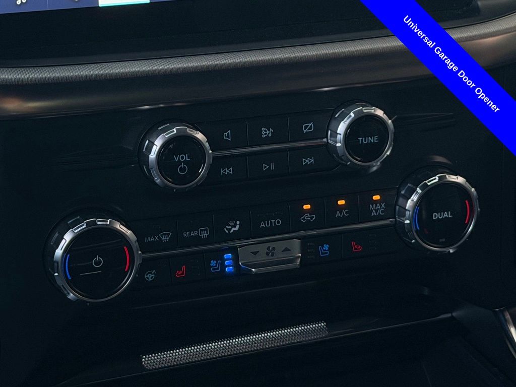 2022 Ford F-150 Raptor - Photo 16