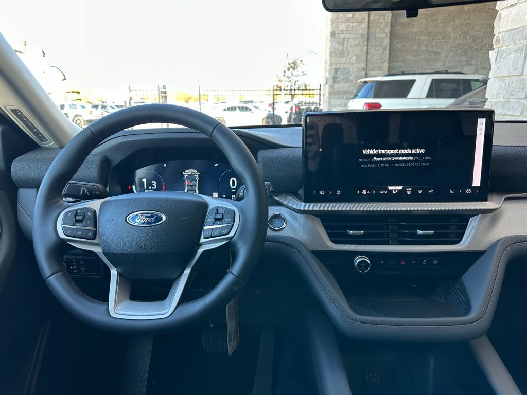 2026 Ford Explorer Active - Photo 6