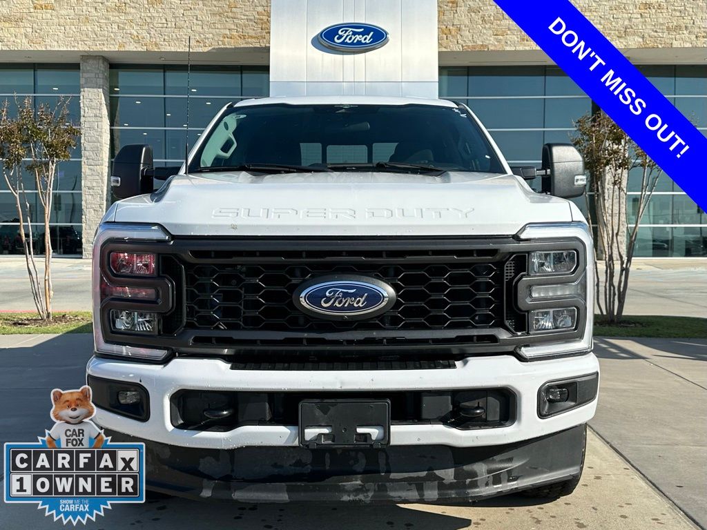 2023 Ford F-250 XL photo 2