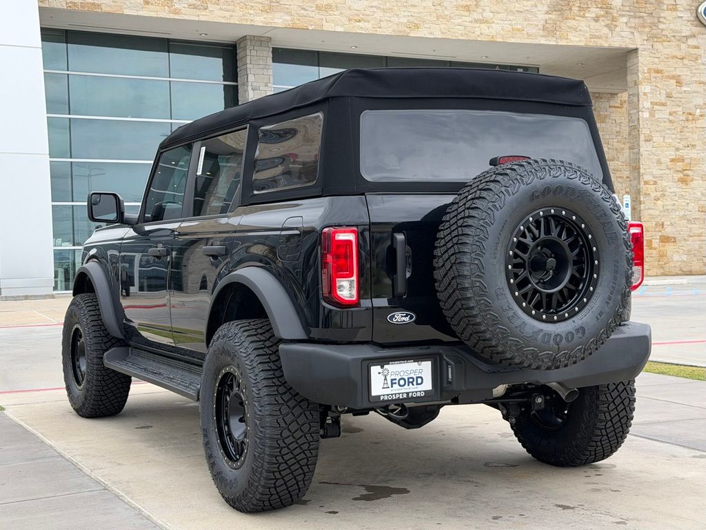 2026 Ford Bronco 4-Door Base - Photo 10