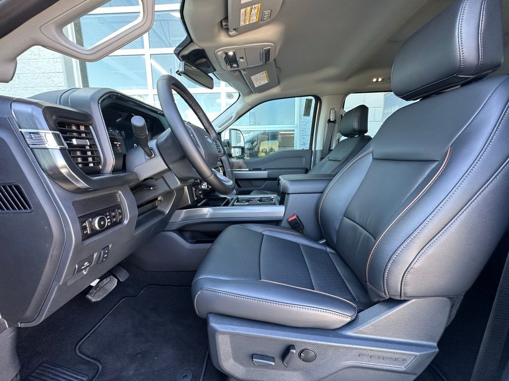 New 2026 Ford F-250 Lariat Truck Crew Cab