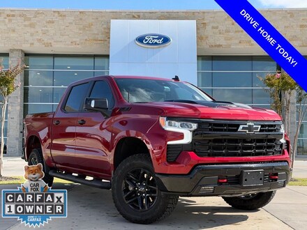 2025 Chevrolet Silverado 1500 LT Trail Boss Truck Crew Cab