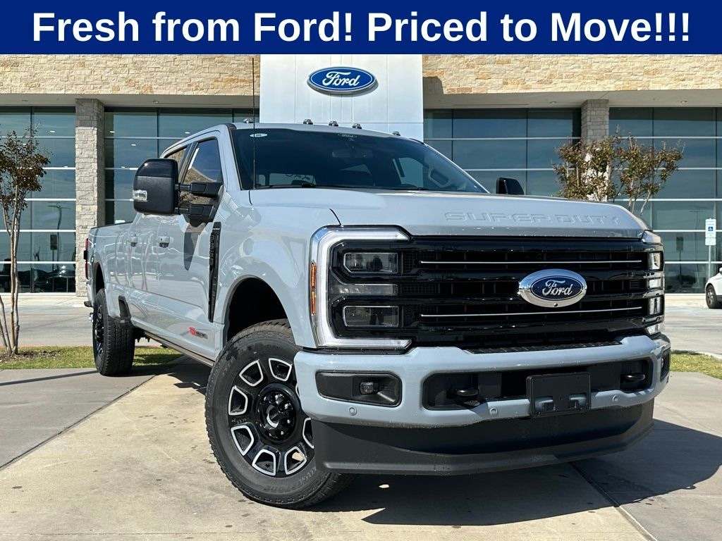 New 2026 Ford F-350 Platinum Truck Crew Cab
