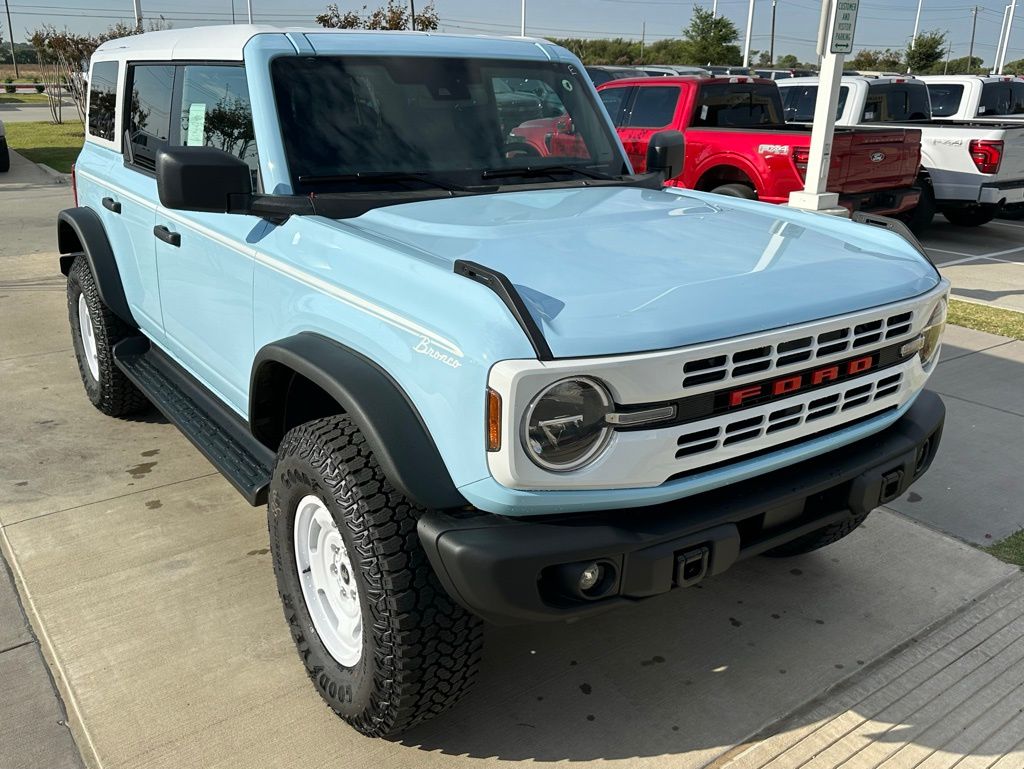 2025 Ford Bronco Heritage First Edition photo 3
