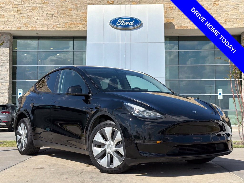 Used 2023 Tesla Model Y Long Range with VIN 7SAYGDEE5PA057817 for sale in Prosper, TX