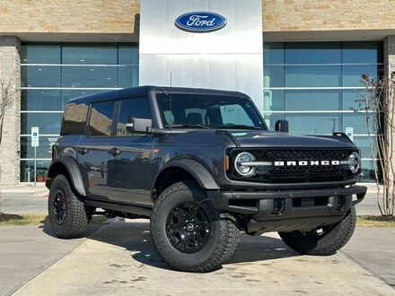 2025 Ford Bronco Badlands SUV
