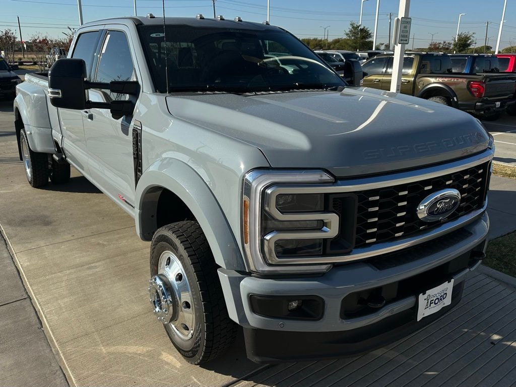 New 2026 Ford F-450 Platinum Truck Crew Cab