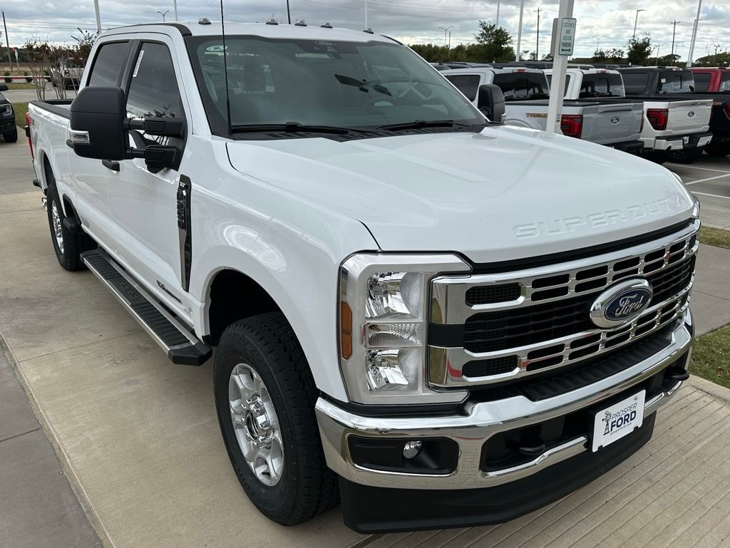 New 2026 Ford F-250 XLT Truck Crew Cab