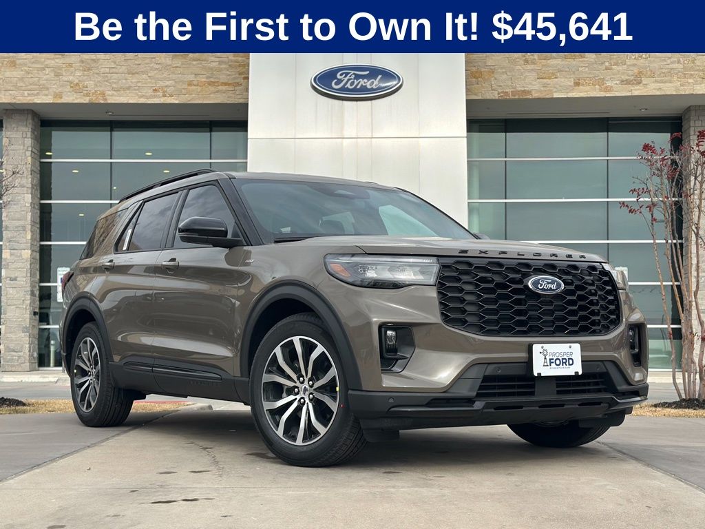 2026 Ford Explorer ST-LINE's photo