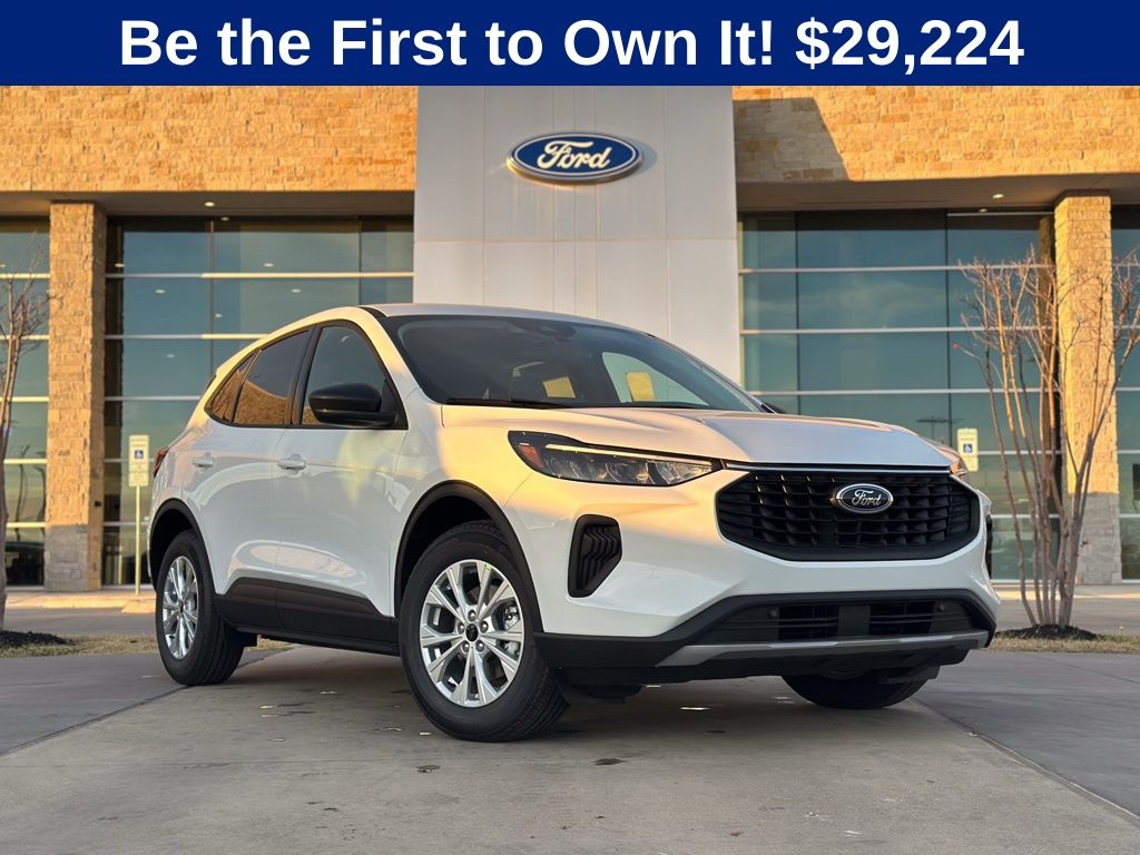 2026 Ford Escape Base's photo