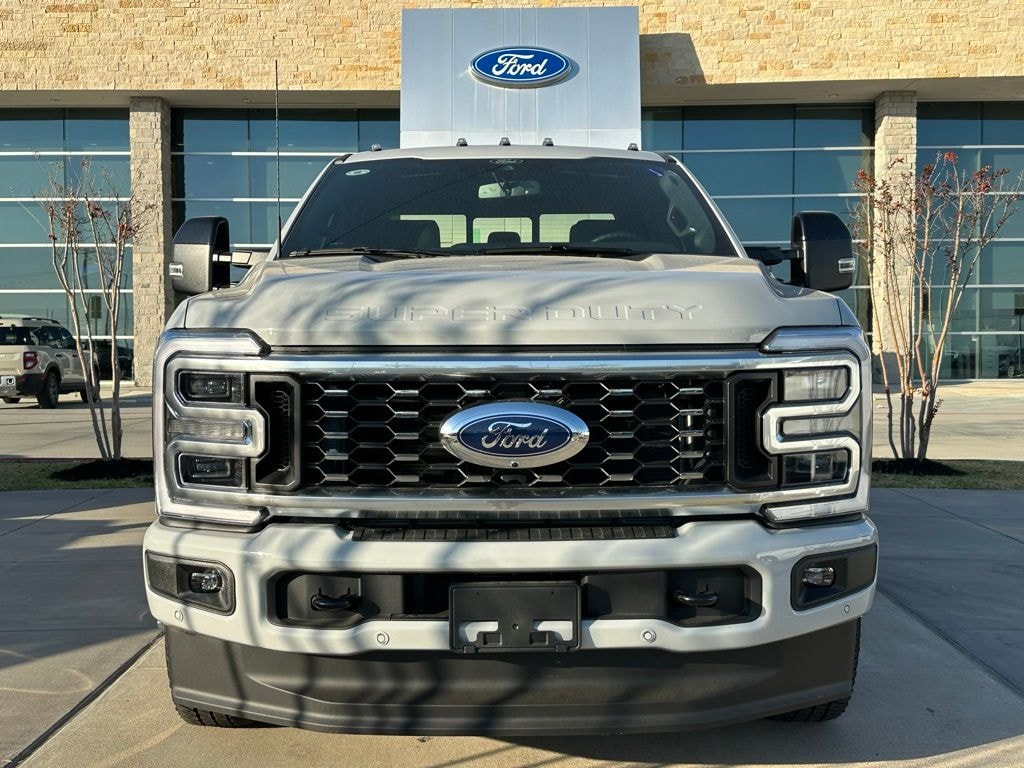 New 2026 Ford F-350 Platinum Truck Crew Cab