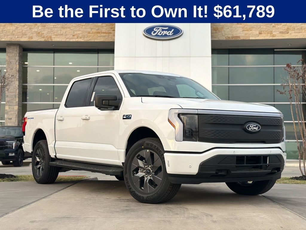 2025 Ford F-150 Lightning Flash's photo