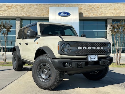 2025 Ford Bronco Badlands SUV