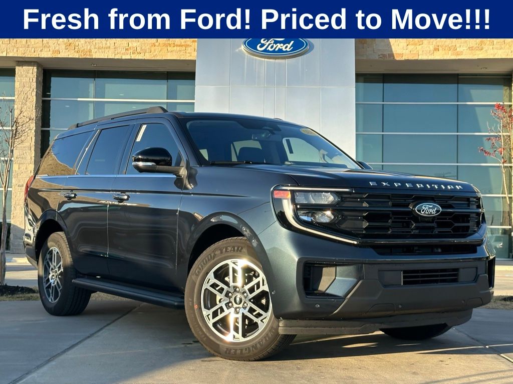 2025 Ford Expedition Active's photo