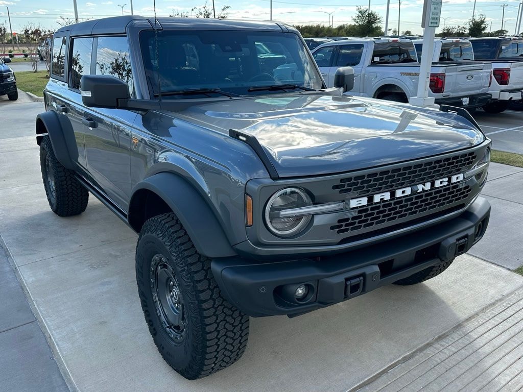 New 2025 Ford Bronco Badlands SUV