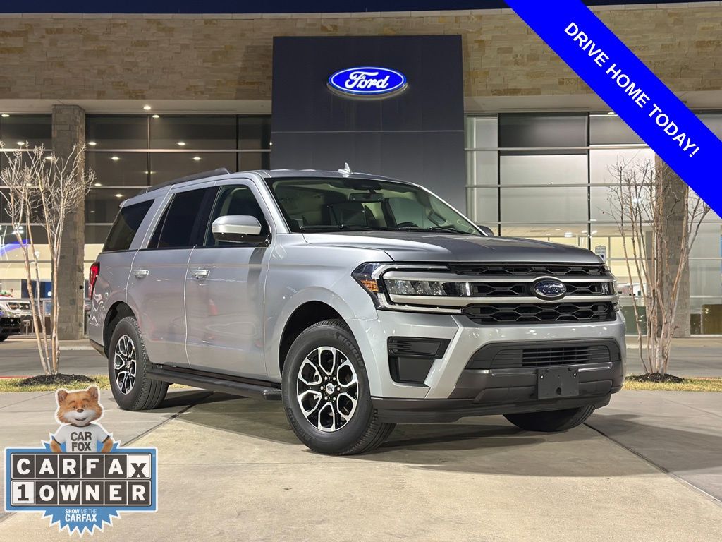 2024 Ford Expedition XLT's photo