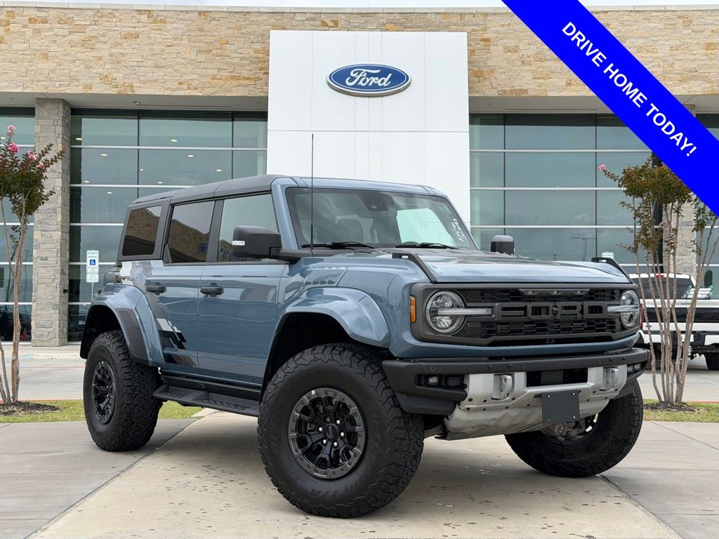 2023 Ford Bronco Raptor 4x4's photo