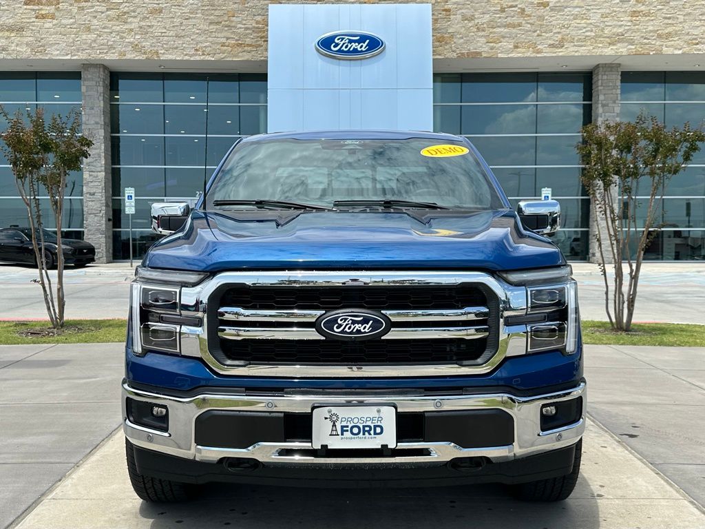 2025 Ford F-150 Lariat photo 2