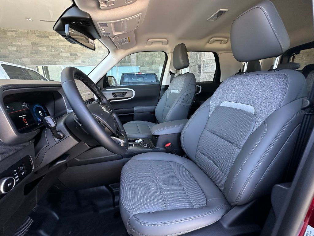 2025 Ford Bronco Sport Badlands photo 4