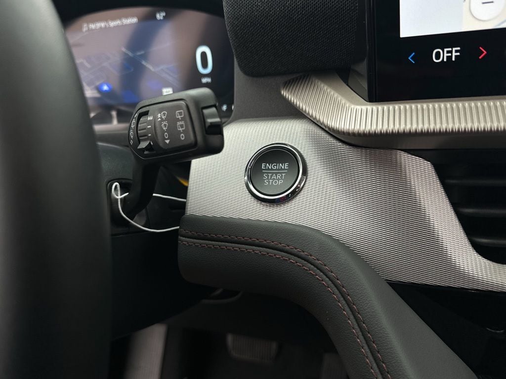 2026 Ford Explorer Active - Photo 15