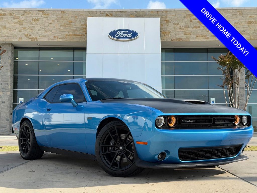 2023 Dodge Challenger R/T Scat Pack's photo