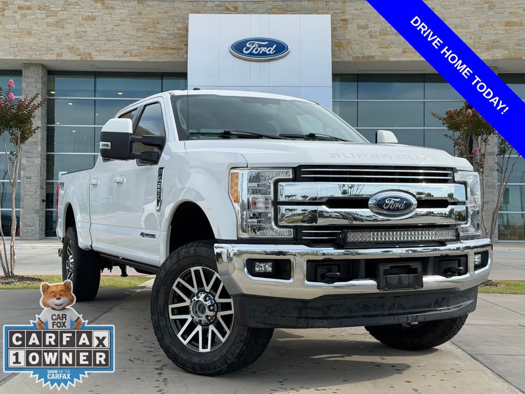 2017 Ford F-250 Lariat 4x4 Crew Cab 6-3/4' Box's photo