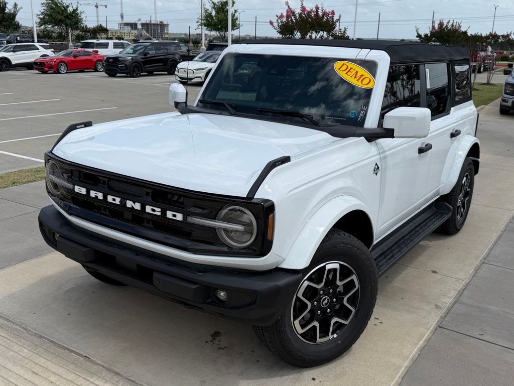 New 2026 Ford Bronco Outer Banks® SUV