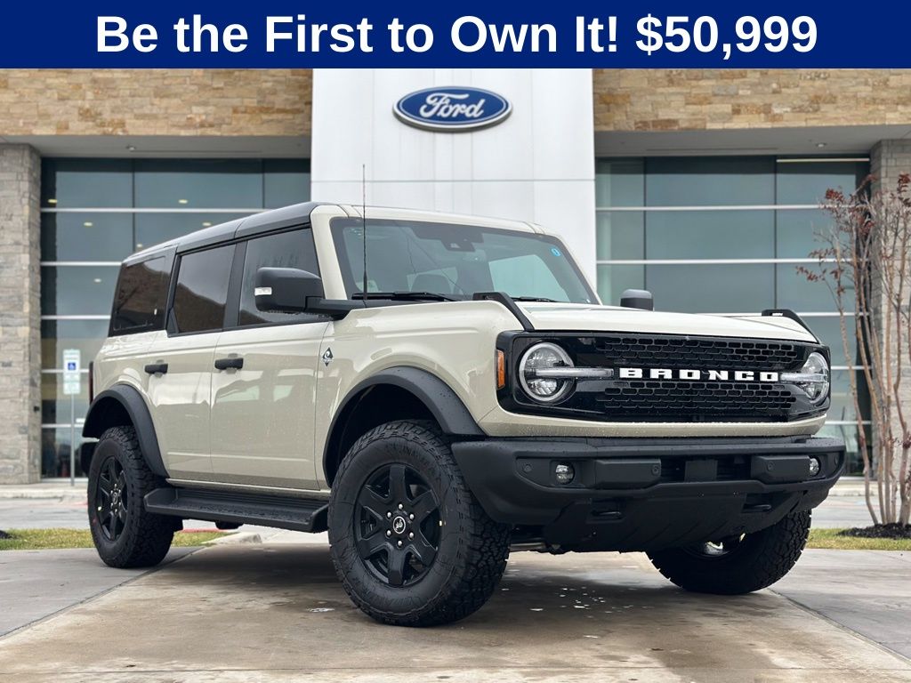 2025 Ford Bronco 4-Door Outer Banks's photo