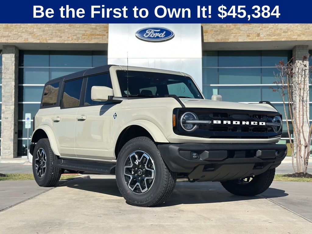 2025 Ford Bronco 4-Door Outer Banks's photo
