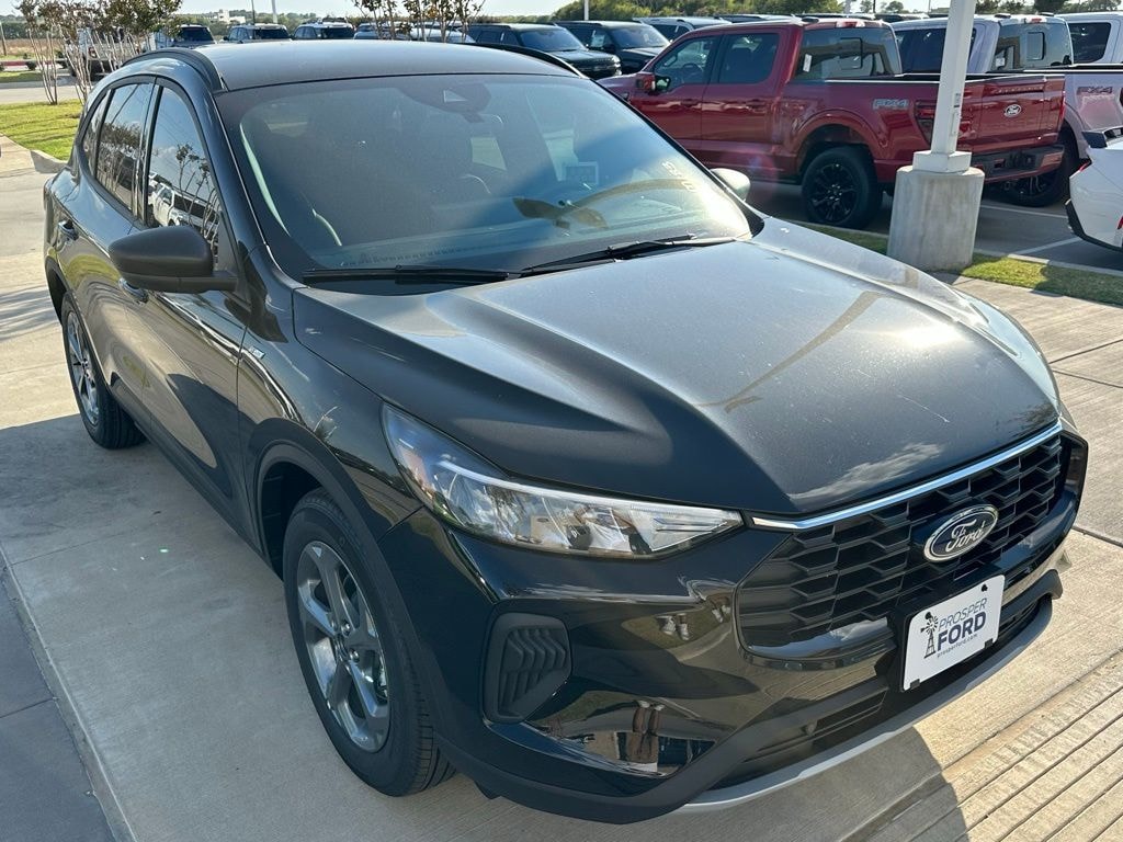 New 2025 Ford Escape ST-Line SUV