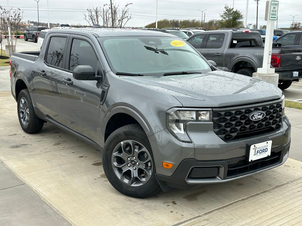 2025 Ford Maverick XLT photo 3
