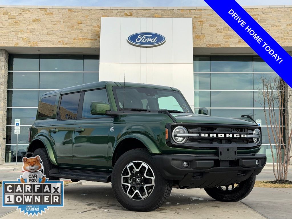 2025 Ford Bronco Outer Banks 4-Door 4WD