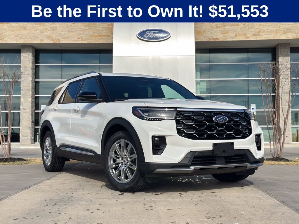 2026 Ford Explorer Platinum's photo