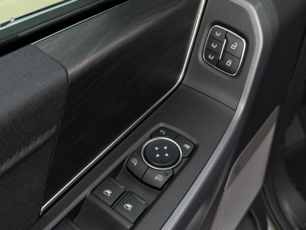 2026 Ford F-150 Lariat - Photo 25