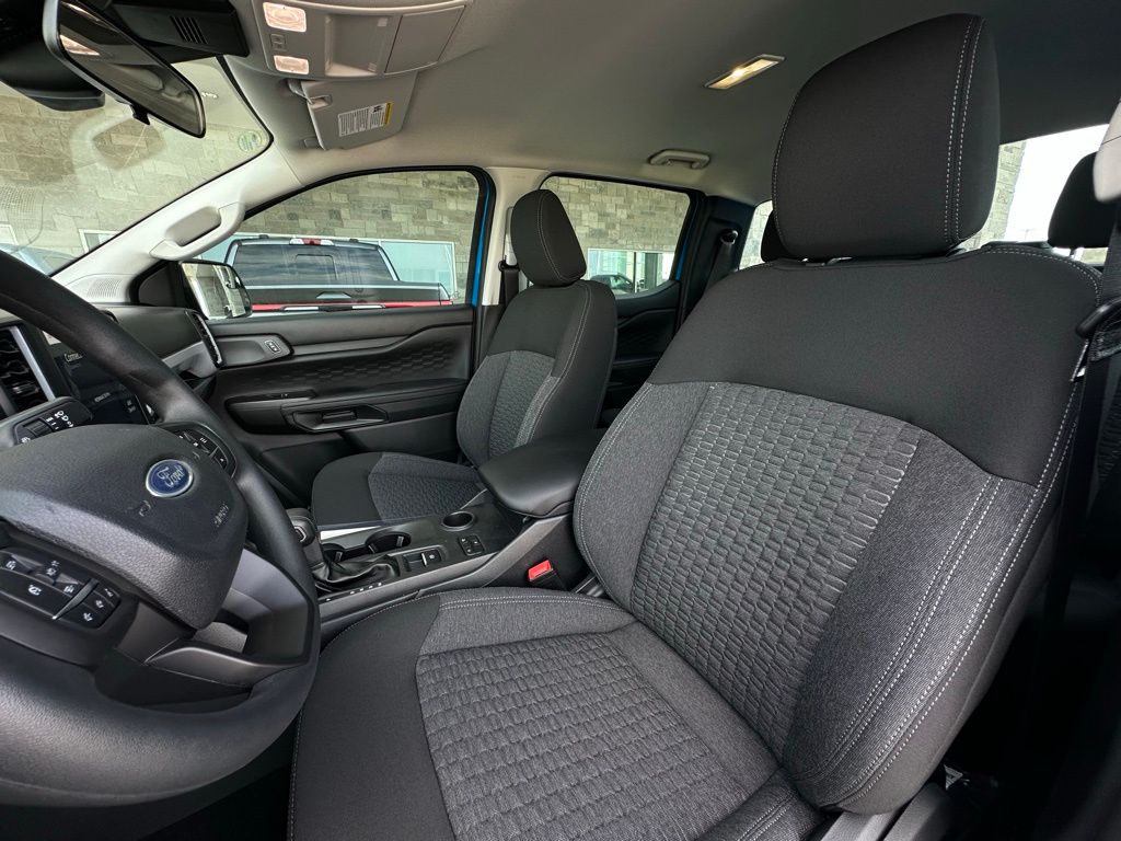 2025 Ford Ranger XL photo 3