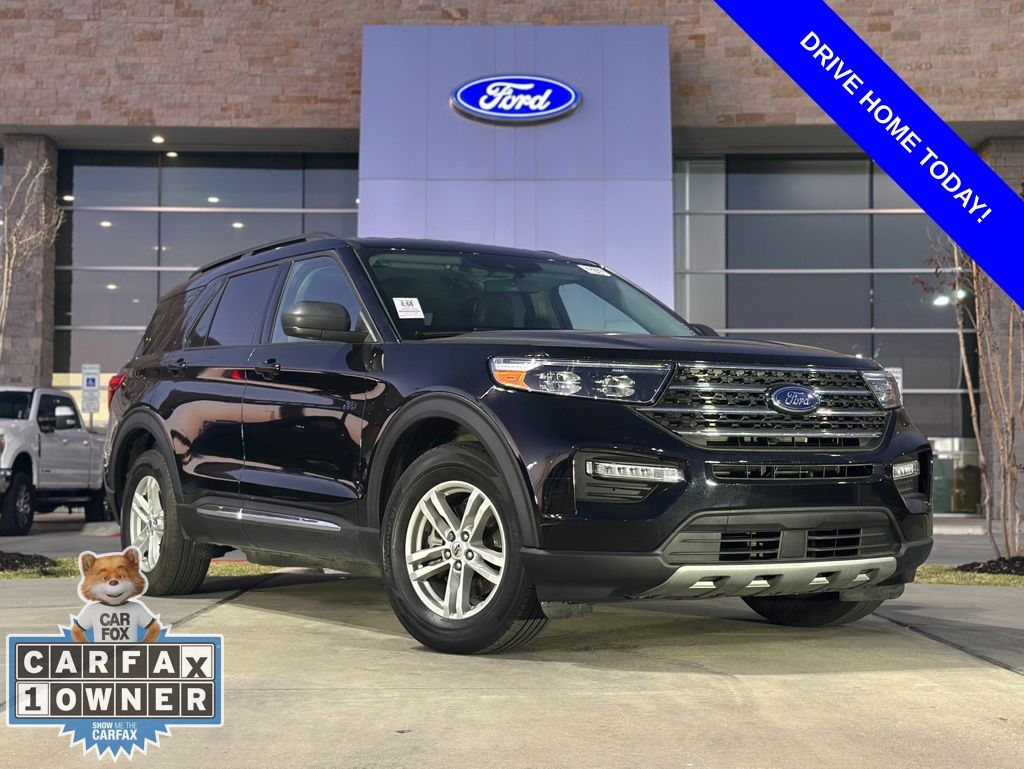 2022 Ford Explorer XLT's photo