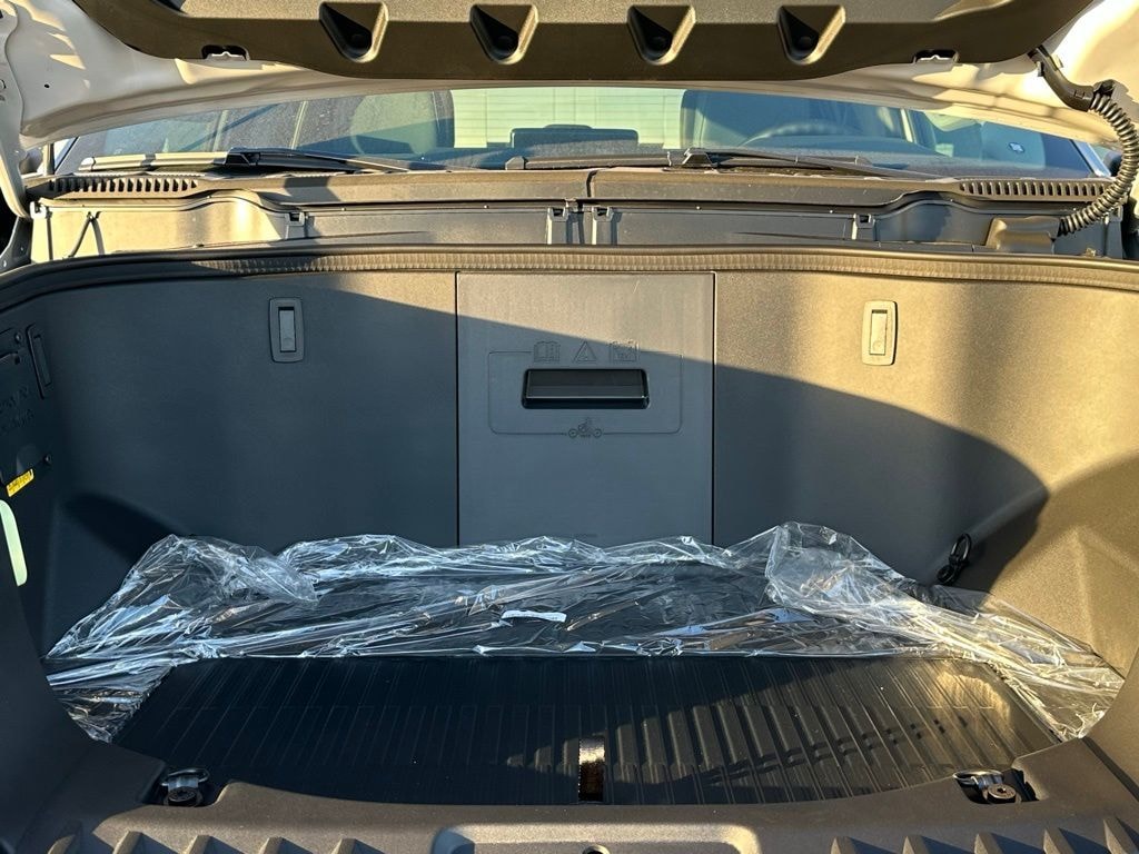 New 2025 Ford F-150 Lightning Flash Truck SuperCrew Cab