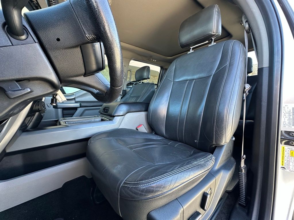 2016 Ford F-150 XLT photo 4