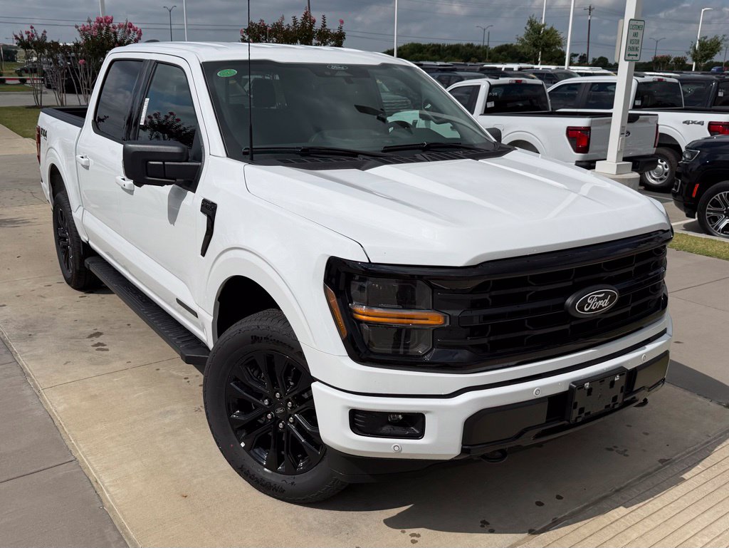 2026 Ford F-150 XLT - Photo 8