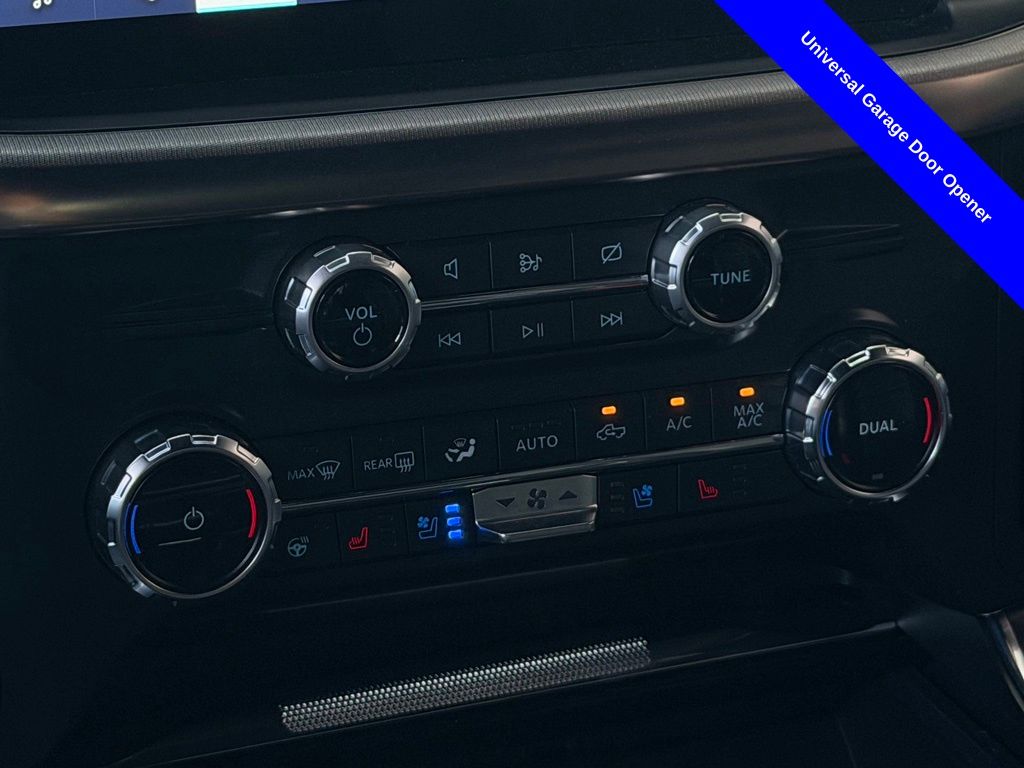 2022 Ford F-150 Raptor - Photo 16