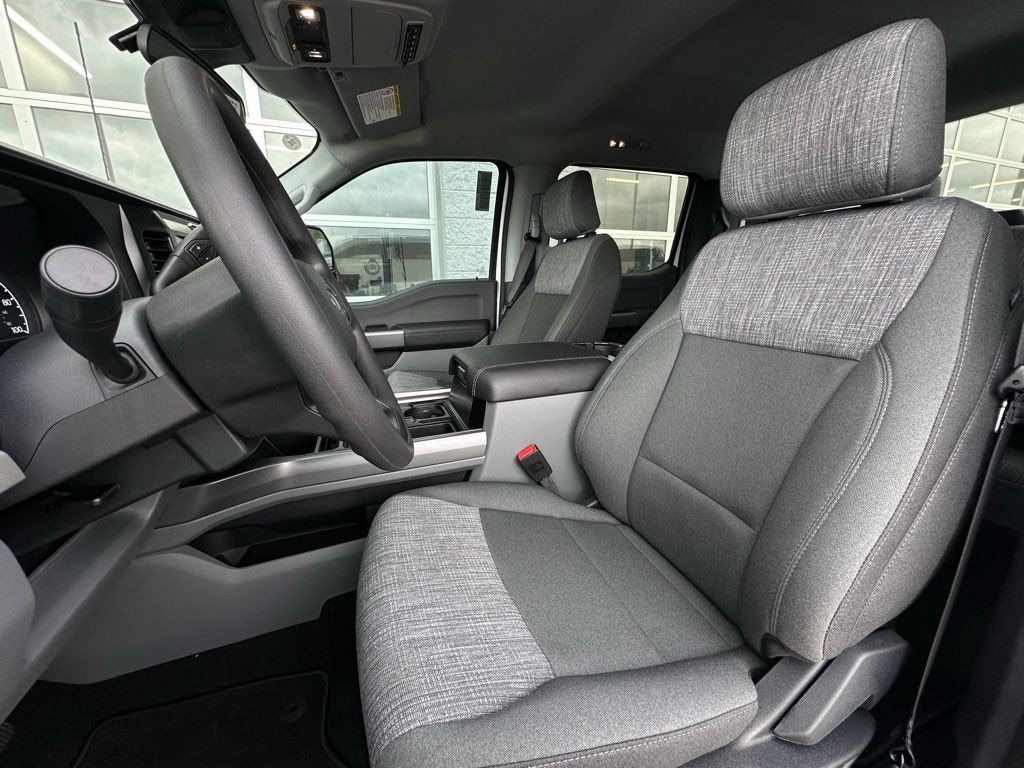 New 2026 Ford F-250 XLT Truck Crew Cab