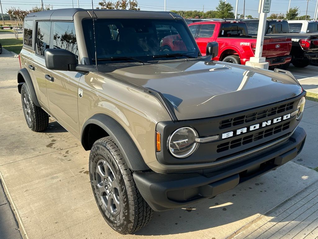 2025 Ford Bronco Big Bend photo 3