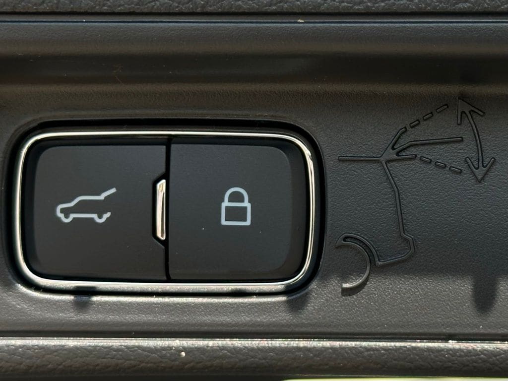2026 Ford Explorer Active - Photo 24