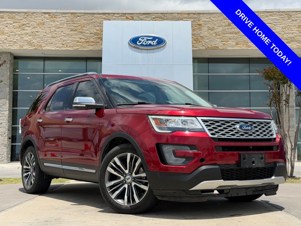 2017 Ford Explorer Platinum 4WD's photo