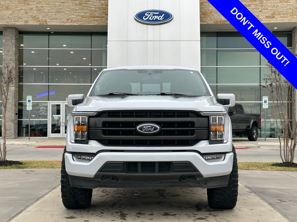 2022 Ford F-150 Lariat photo 2