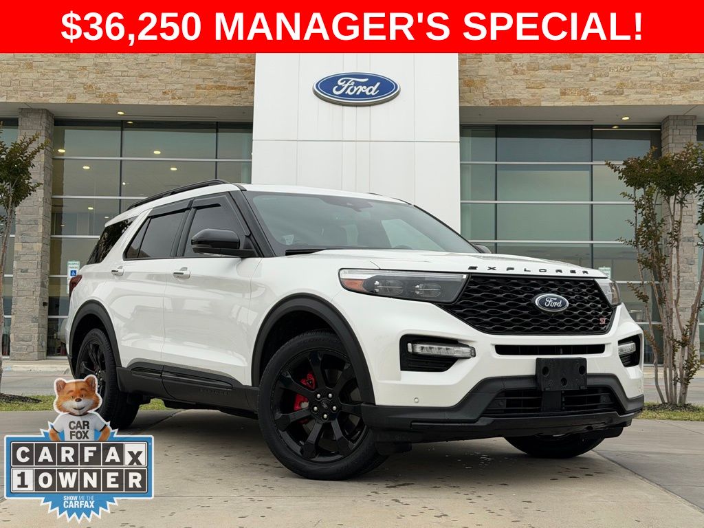 2023 Ford Explorer ST 4WD's photo