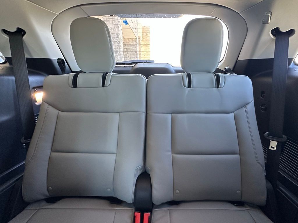 2026 Ford Explorer Active - Photo 19